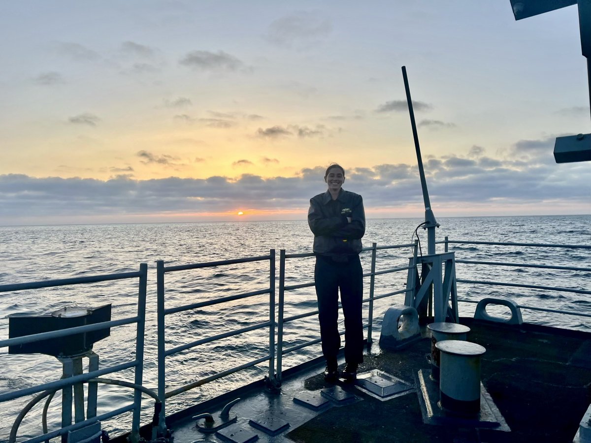 NavyWBB's tweet photo. Check out Gia’s summer training! She went underway on a transatlantic mission to Normandy Beach, France in commemoration of the 80th anniversary of D-Day and Operation Overlord ⚓️🥖

#GoNavy | # Impact https://t.co/rq5hk7tHd2