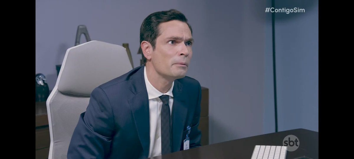 NovelasParaTS's tweet photo. O Leonardo sĂł queria conversar, mas o DĂĄrio nĂŁo quer nada. A conversa dos irmĂŁos nĂŁo deu certo #ContigoSim038 https://t.co/6HncWmstN3