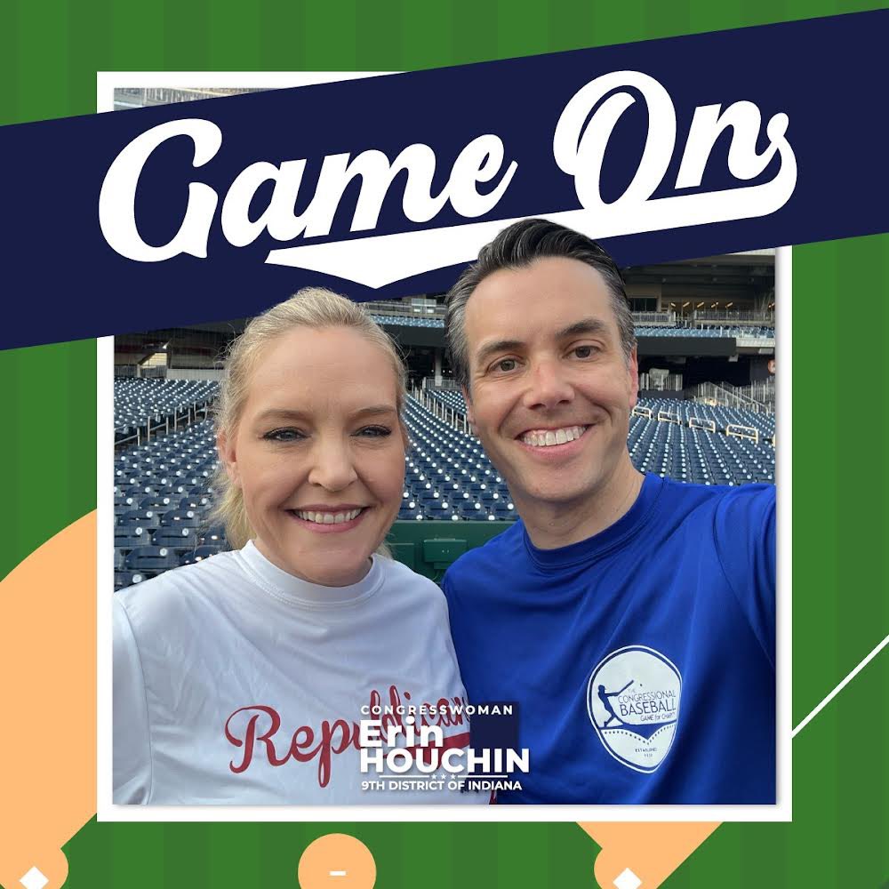 RepHouchin's tweet photo. Kentuckiana is ready for the congressional baseball game tonight! #RedvBlue @RepMcGarvey https://t.co/6tHqaRNlIT