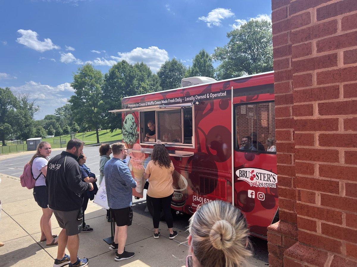 Heidi L. Slatcoff tweet media