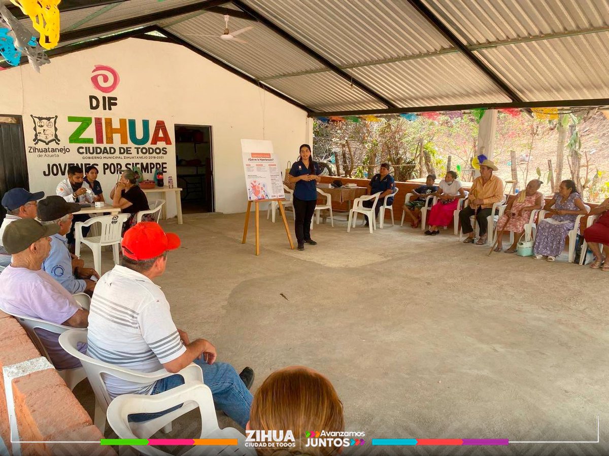 Gob_Zihuatanejo's tweet photo. Las pláticas de salud para los adultos mayores son fundamentales para mejorar su calidad de vida. A través de estas sesiones, brindamos información vital sobre prevención, manejo de enfermedades y hábitos saludables. https://t.co/d35Zbq5BXq