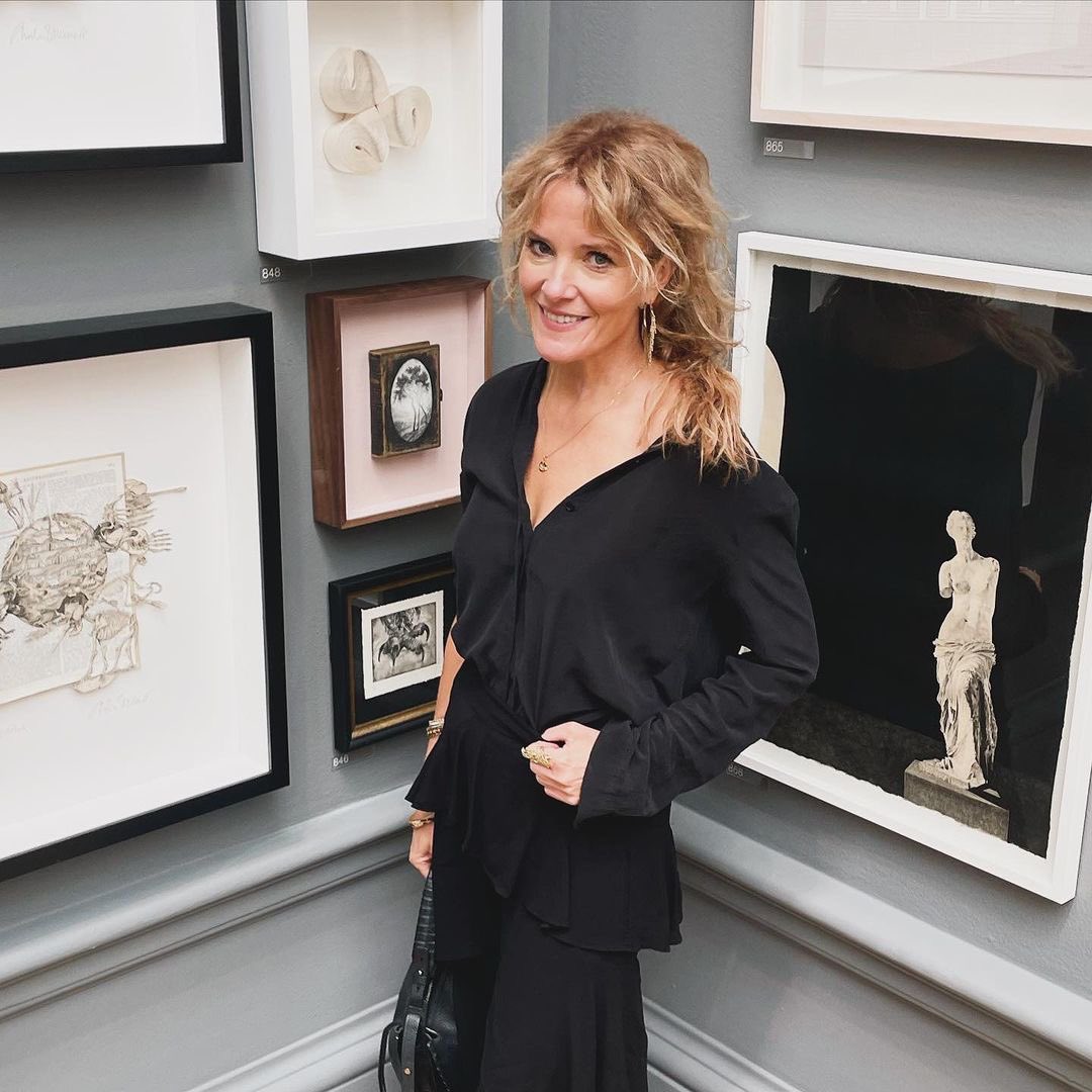 DeltaHStudios's tweet photo. Congratulations to @paintandhaven pictured here with her work at Varnishing Day at the @royalacademy Summer Exhibition!!
.
.
#summerexhibition #royalacademy #deltahousestudios #art #artexhibition #artgallery #gallery #openstudios #newart #londonstudio #london #londonexhibition https://t.co/rWHzG6T7yr