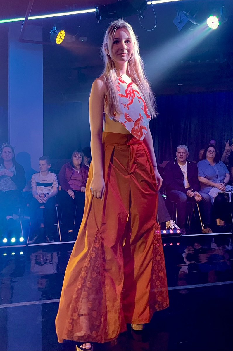 kristenharries tweet media