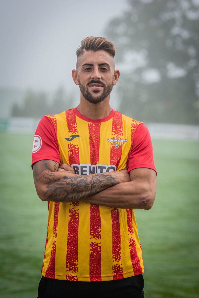 FundacioUETona's tweet photo. GRÀCIES CAMPAYO❌👋🏻

Raul Campayo causa baixa per la temporada vinent.

Gràcies i molta sort!

#SomHiTona #Tona2025 https://t.co/Xi6ZYPzkrB