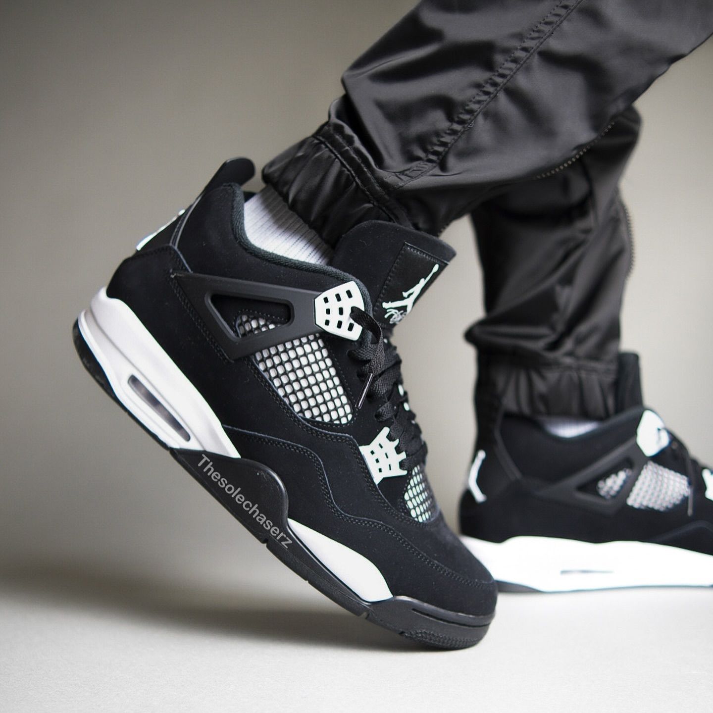 SiteSupply on X August 24th Air Jordan 4 White Thunder https t 3HAlJFPooZ X