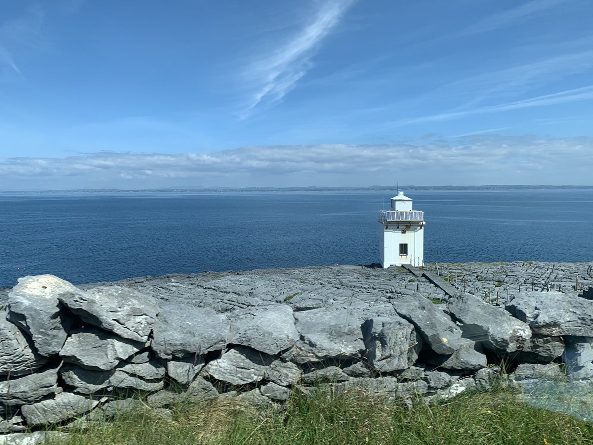 lavenderghostco's tweet photo. Fanore beach, which was GLORIOUS, along with a lonely and definitely haunted lighthouse, and ANOTHER haunted castle!!
Bruh lockwood and co would never be out of business here
#SaveLockwoodandCo
#AmazonSaveLockwood https://t.co/M40fP9YEqZ