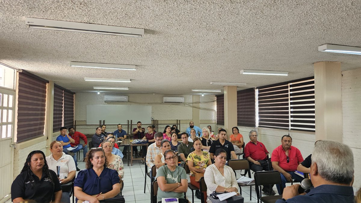 Reg5Carbonifera's tweet photo. 🟢 Jornada Nacional de Información y Comunicación de la Respuesta Nacional 2024. #Reg5Carbonífera 

#EverardoPadrón 
#SNTEcontigo 
#ConeXiónSNTE https://t.co/IggZy45dqX