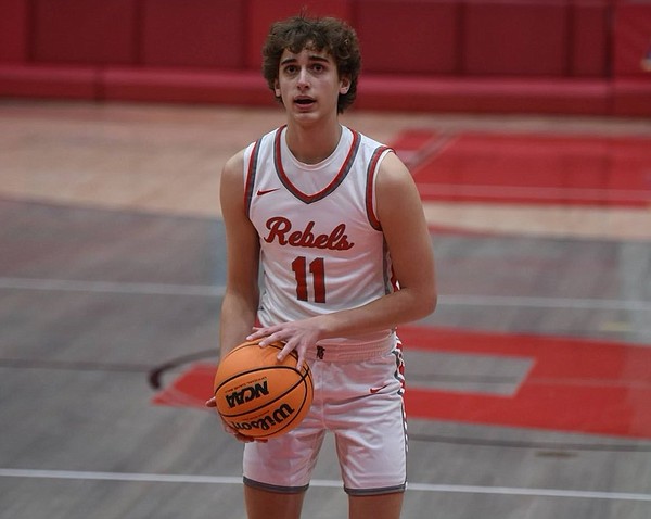 UNDER THE RADAR: Highland’s Edmond Jones: On Wednesdays we feature an in-state prospect who could be flying under the radar of college coaches dlvr.it/T8Bj0F