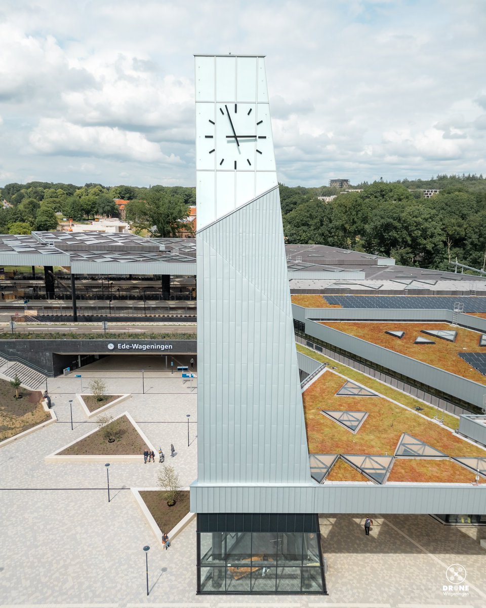Station Ede-Wageningen 🕒Opened at the beginning of 2024🚅
What do you like (or hate) about the new station? 🚌#edewageningen #trainstations #ns