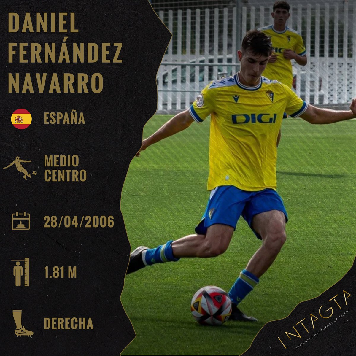 intagta's tweet photo. 👋🏻 ¡Damos la bienvenida a @danifernandee!

💪🏻 Un medio centro que actúa también de central.

🏃🏻 Cuenta con una buena salida de balón y un gran juego aéreo. https://t.co/pioTHFuy29