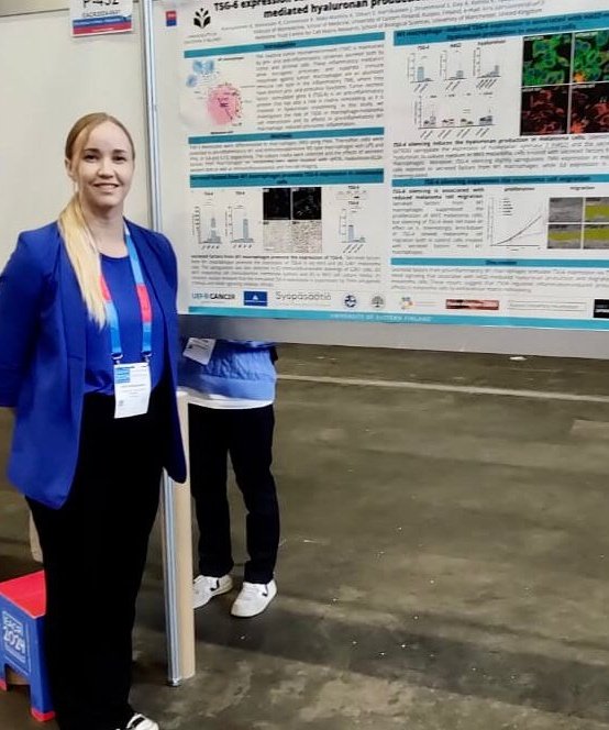 PasonenSanna's tweet photo. @KirsiKainulain and Kaisa Mäki-Mantila from my lab @UEFcancer presenting our research at the #EACR2024 conference in Rotterdam and experiencing great science 💥 https://t.co/6gJPZ2u73P