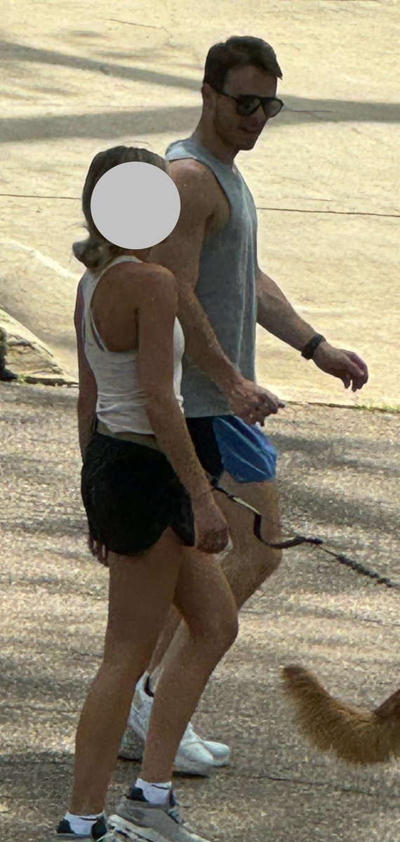 jxn_wm's tweet photo. Put him on a leash. I’ll take him and worship him, do all the dirty things he loves that his pretty little uptight girl won’t, before you know it he’ll be drilling me more than her.#str8cock #budsex #brotime #futuredilf #dilfdick #hotmen #dilf #daddy #yesdaddy #bromo #pleasedaddy https://t.co/9EAB4DjVO8