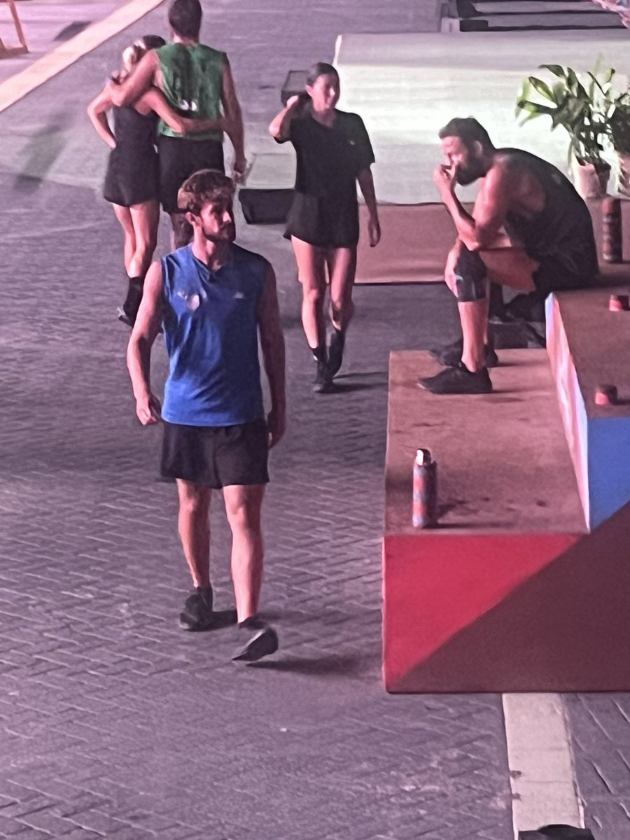 kralın selamı var şampiyon fc olmaya çok az kaldı

ŞampiyonlukYakın Karacakaya