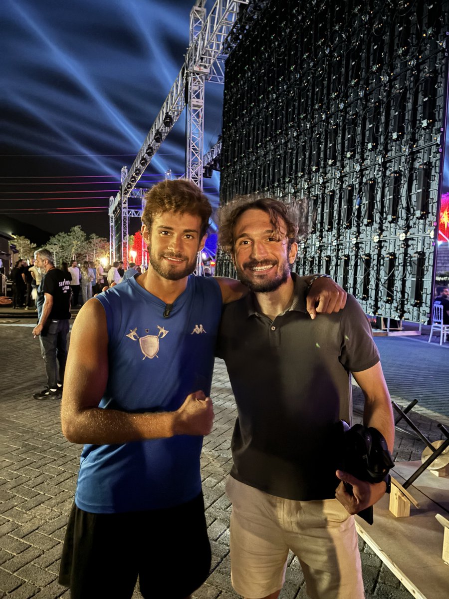 Alandayız 🛡️🫡

 #SurvivorAllStar2024