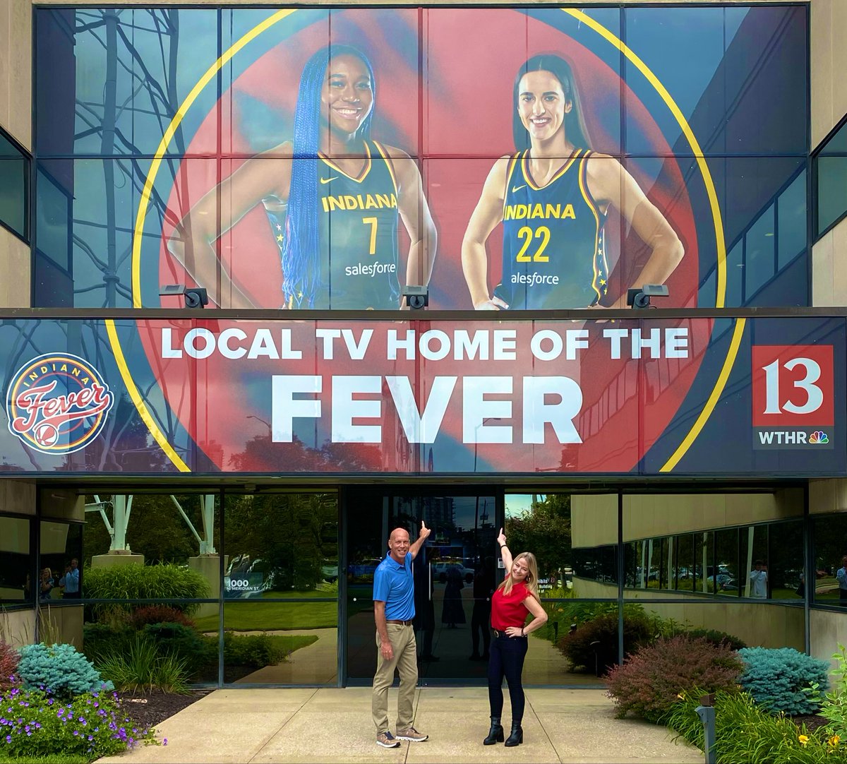 RealLauraSteele's tweet photo. Thanks @stevesmitherman of @caresource for joining us to talk about the @caresource union with the @IndianaFever at WTHR https://t.co/ZXXYJZqQoM