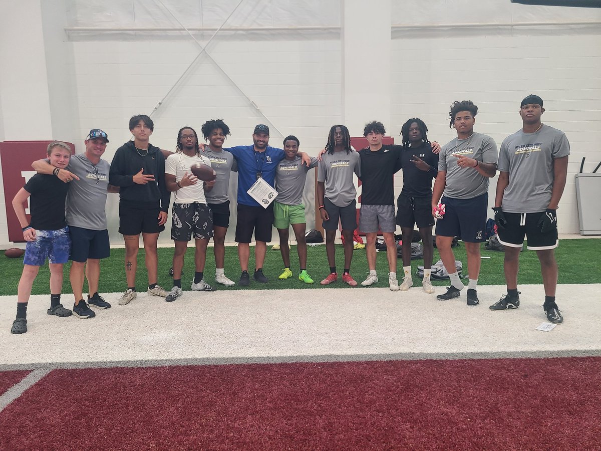River City Post-Grad Football (@rivercityprepfb) on Twitter photo Ready to work Brick by Brick with <a href="/SU_Coach_Robles/">Blake Robles</a> at <a href="/coachmorrison58/">Zach Morrison</a> football camp. #legit #exposure #CollegeExposure <a href="/DuvalSports/">Duval Sports</a> <a href="/TheNPGAA/">National Post Grad Athletic Association</a> <a href="/PostGradRecruit/">PostGradRecruits INC.</a> Ready to work Brick by Brick with <a href="/SU_Coach_Robles/">Blake Robles</a> at <a href="/coachmorrison58/">Zach Morrison</a> football camp. #legit #exposure #CollegeExposure <a href="/DuvalSports/">Duval Sports</a> <a href="/TheNPGAA/">National Post Grad Athletic Association</a> <a href="/PostGradRecruit/">PostGradRecruits INC.</a>