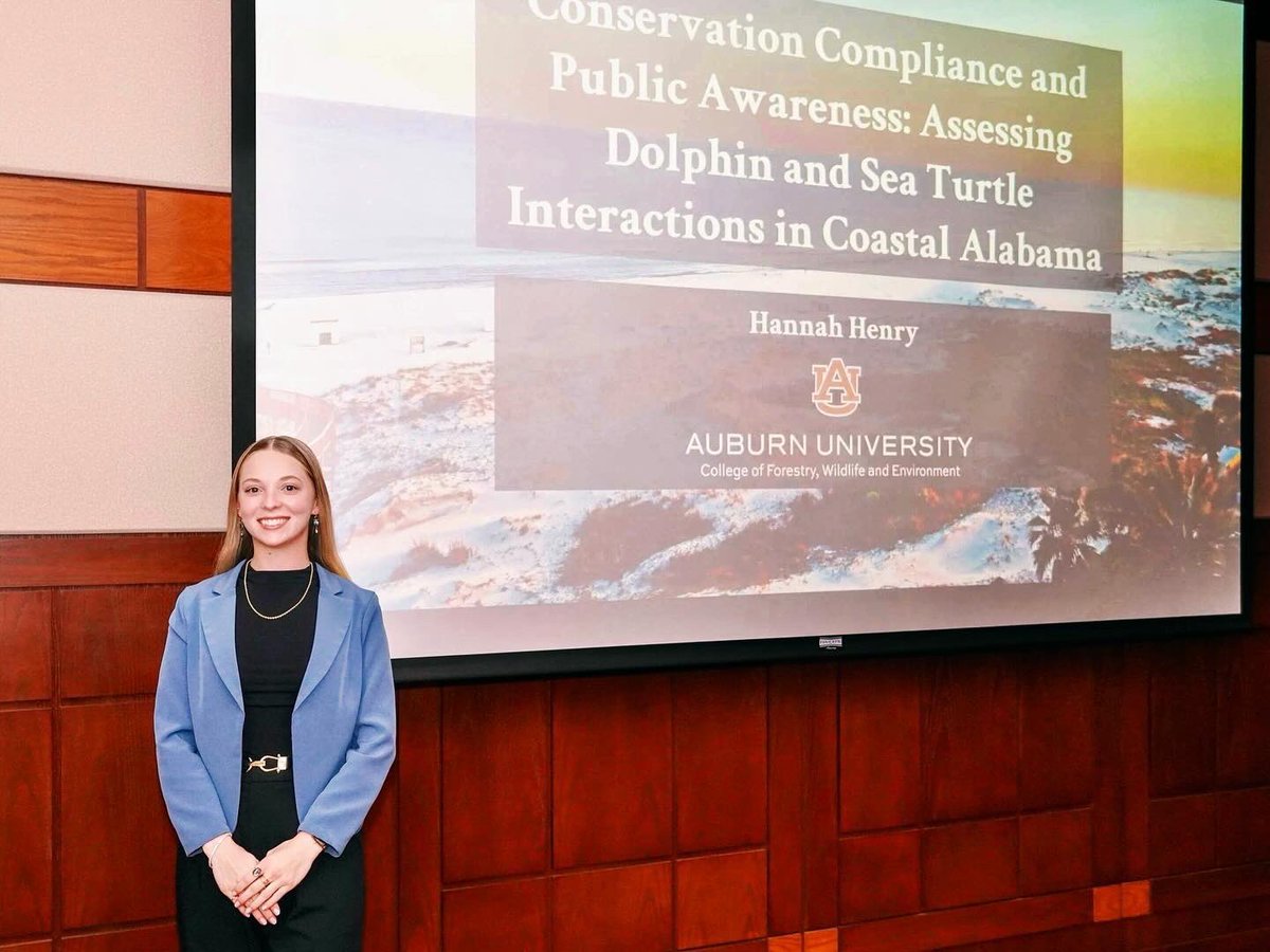 Kelly Heber Dunning (@drkellyhdunning) on Twitter photo Major congrats to <a href="/HannahAHenry/">Hannah Henry, M.S.</a> for the successful defense of her MS on human wildlife conflicts between dolphins and turtles in the Gulf of Mexico. So proud of you Hannah. On to her PhD at UNC Chapel Hill ❤️🐊 Major congrats to <a href="/HannahAHenry/">Hannah Henry, M.S.</a> for the successful defense of her MS on human wildlife conflicts between dolphins and turtles in the Gulf of Mexico. So proud of you Hannah. On to her PhD at UNC Chapel Hill ❤️🐊