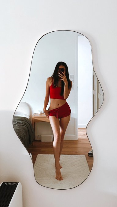 Too scared to post on IG https://t.co/704VkTmM7R