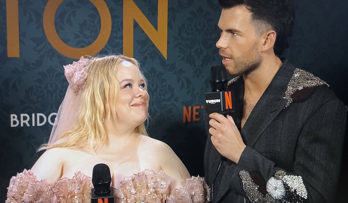 Melanie Hartzel tweet media