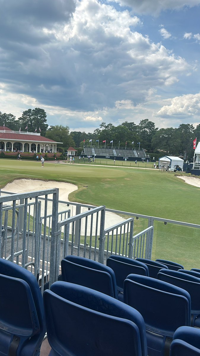 ChrisFreed34's tweet photo. @ForePlayPod @petermillar @RiggsBarstool @tor_oconnor we already here !!!! https://t.co/65ML7h6BsT