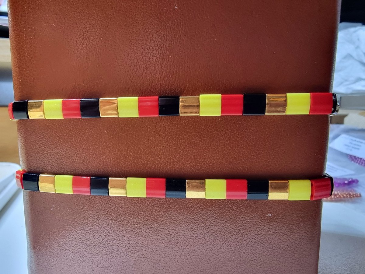 ScandiTina's tweet photo. As a Norwegian, I have no skin in the Euro Cup game, so I'm pimping for the host nation! ⚽️🏆🇩🇪
(I might cheer on Denmark, though😆🇩🇰👏🏻)
#Bracelets #TeamColours https://t.co/3iVWMJhzLT