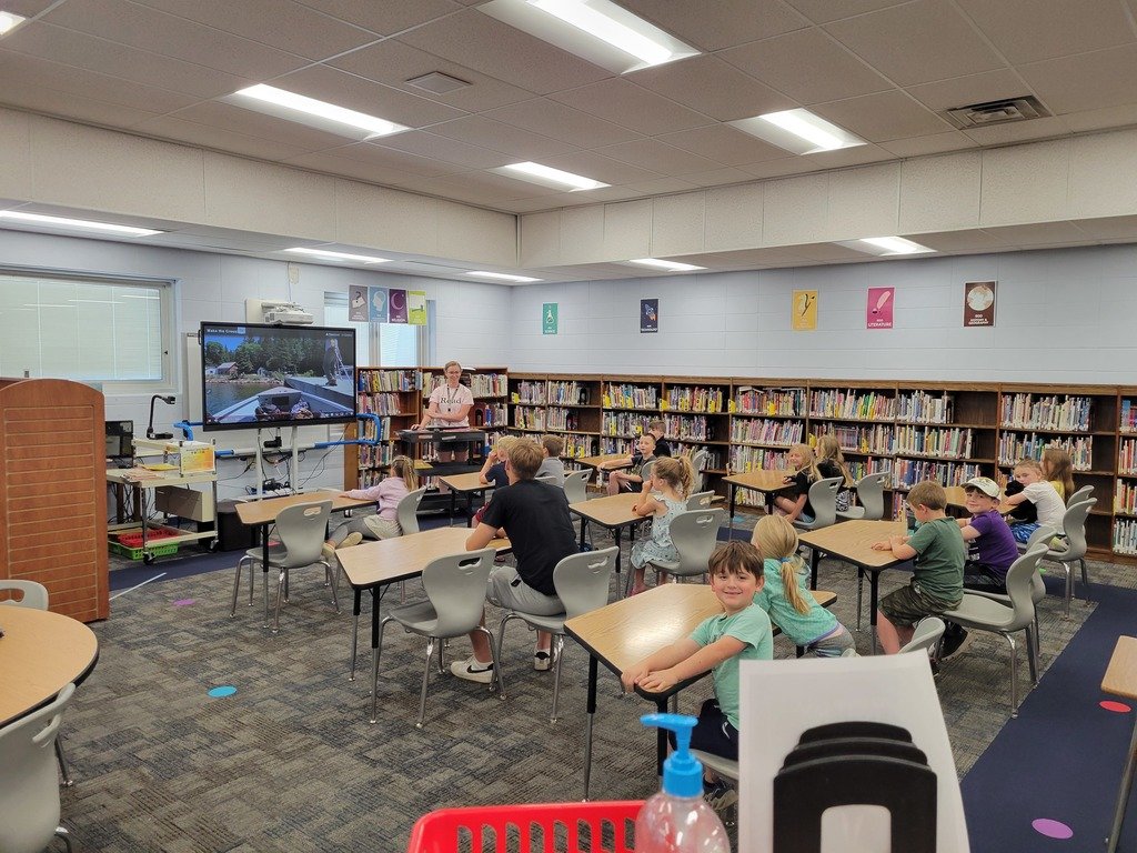Ithaca School tweet media