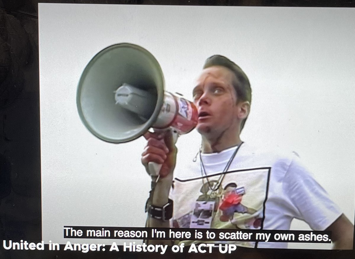 melaniem528's tweet photo. At The Ashes Action in 1992, one of the protestors acknowledged would probably die in 2 years due to AIDS. It's heartbreaking to see that this had gotten so serious that people were accepting their own deaths. https://t.co/HtPFm1r2tR