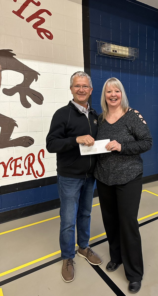 Darin King tweet media