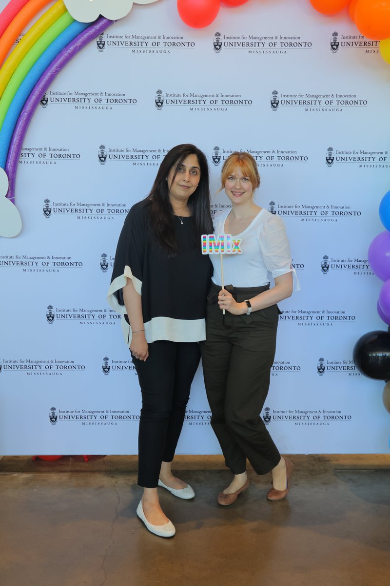 IMIUofT's tweet photo. Happy #Pride, @UofT! ❤️🧡💛💚💙💜
Feel free to take photos with our backdrop display - we just set it up in the @UTM Innovation Complex Rotunda 😊
#DisplayYourPride #PrideMonth #UofTPride
@utmpositive @utmedo #UofT https://t.co/pdI61R7IWZ