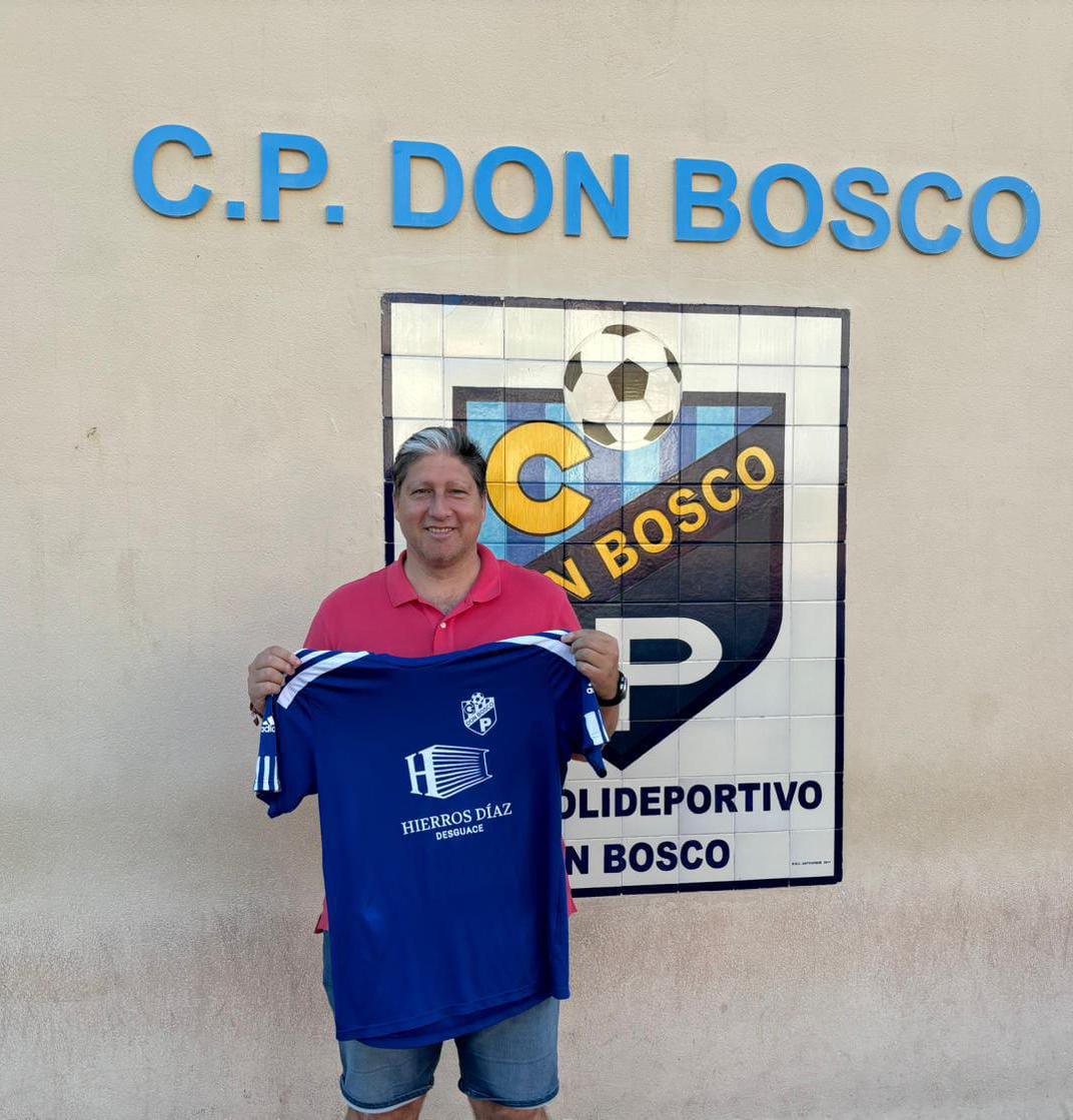 🚨SENIOR PRIMERA EXTREMEÑA. 🚨

Estamos muy orgullosos de anunciaros que Javier Ramos, se une a nuestro club como primer entrenador del equipo del Senior de Primera División Extremeña. 😍

💙🤍💙🤍