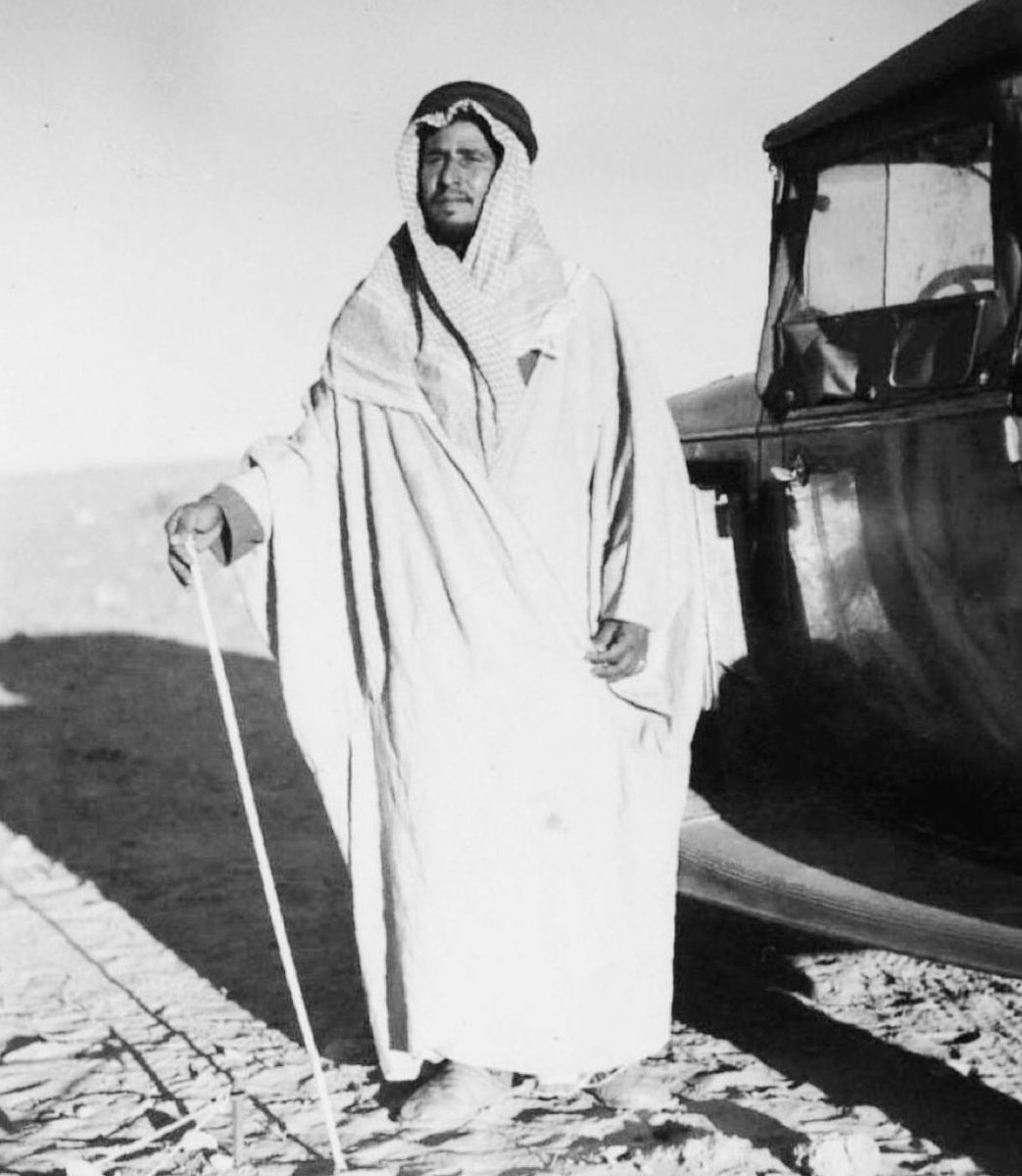 Qhta10ni's tweet photo. ان كان ما  لك  عند  الاجواد قيمه
 ترى حضورك يشبه ان قيل غايب

وان كان ما لك  مع هل الطيب شيمه
   ظني حياتك كل ابوها غرايب

و اللي بشبابه  ما  كسب  له  غنيمه
  ما اظن يكسبها الى صار شايب https://t.co/3sgPRuiH8d