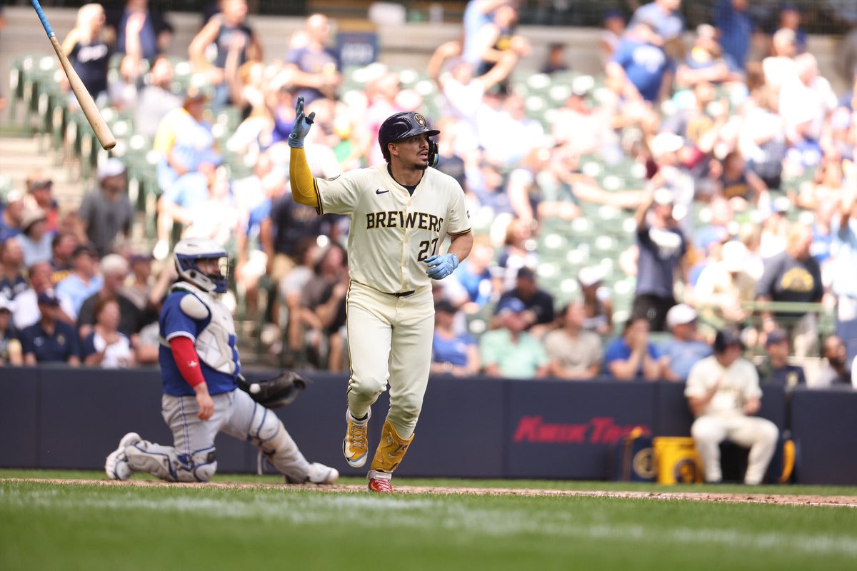 Milwaukee Brewers tweet media