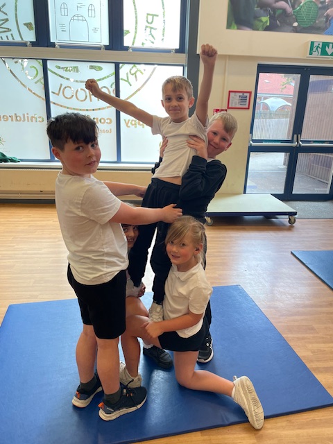 A fantastic session at CBPSA with Bellatrix today with Y3 learning cheer stunts.