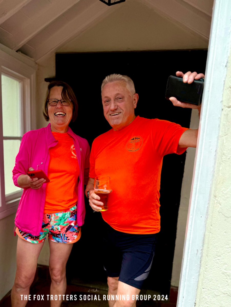 foxtrotters1066's tweet photo. Our #foxtrotters #groupnight saw #runners #walkers #drinkers all out enjoying themselves @FoxGarboldisham itβs all about #friends & #family we are all one #community #garboldisham #communitygroup @freeweeklytimed @QuitTheSitting @UKRunChat https://t.co/k8JBoTV1CZ