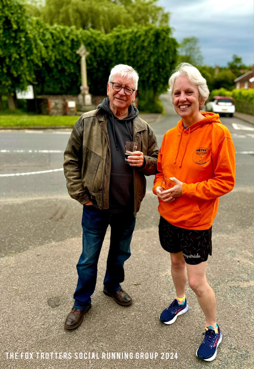 foxtrotters1066's tweet photo. Our #foxtrotters #groupnight saw #runners #walkers #drinkers all out enjoying themselves @FoxGarboldisham itβs all about #friends & #family we are all one #community #garboldisham #communitygroup @freeweeklytimed @QuitTheSitting @UKRunChat https://t.co/k8JBoTV1CZ