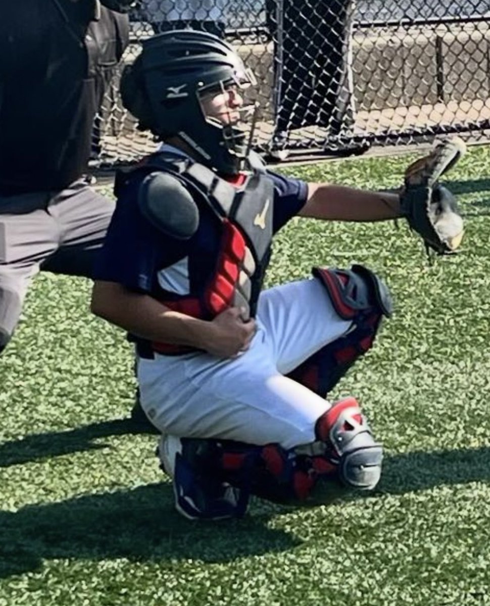 Congratulations to Mason Soto #8 of PS/MS 71 on being selected as the 2023-2024 CSSA MS Baseball Athlete of the Year! 👏

#cssanyc #athleteoftheyear #awards