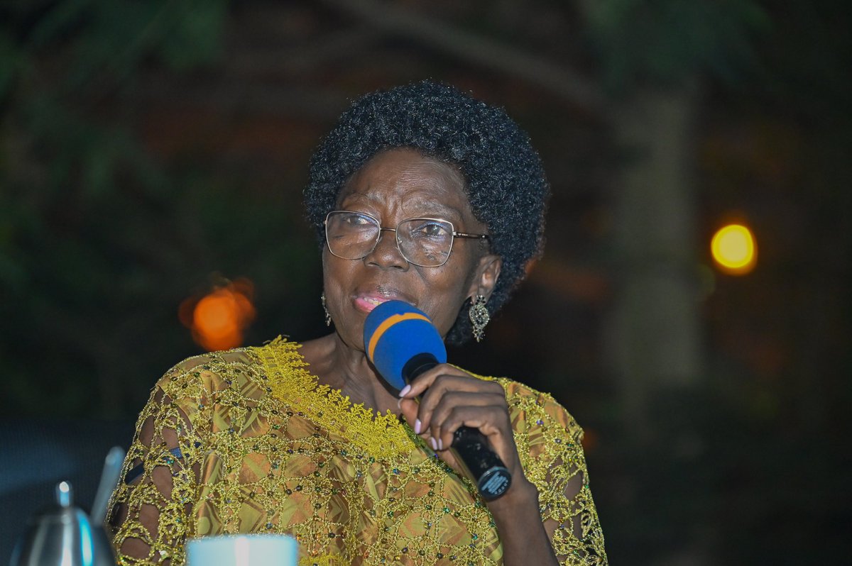 GabulaRoyal's tweet photo. The 1st Deputy Prime Minister and Minister for East African Affairs, @RebeccaKadagaUG spent last Saturday at a round the fire cross generational leaders’ summit organized by @CivsourceAfrica in partnership with us. The engagement focused on mentoring leaders of now and tomorrow. https://t.co/KNl0xBHRpS