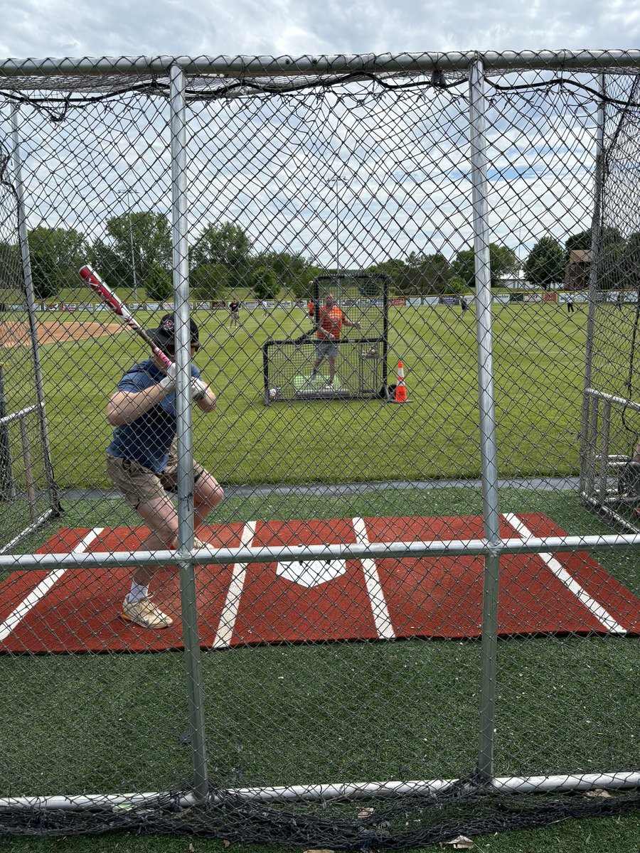 Baseballchs2014's tweet photo. Shout out to @CalebCurry32, @atownmounds, Pete Schleper, and @Avon_Laker for their hospitality today. Beautiful ballpark! https://t.co/oMr6Z2yp9h