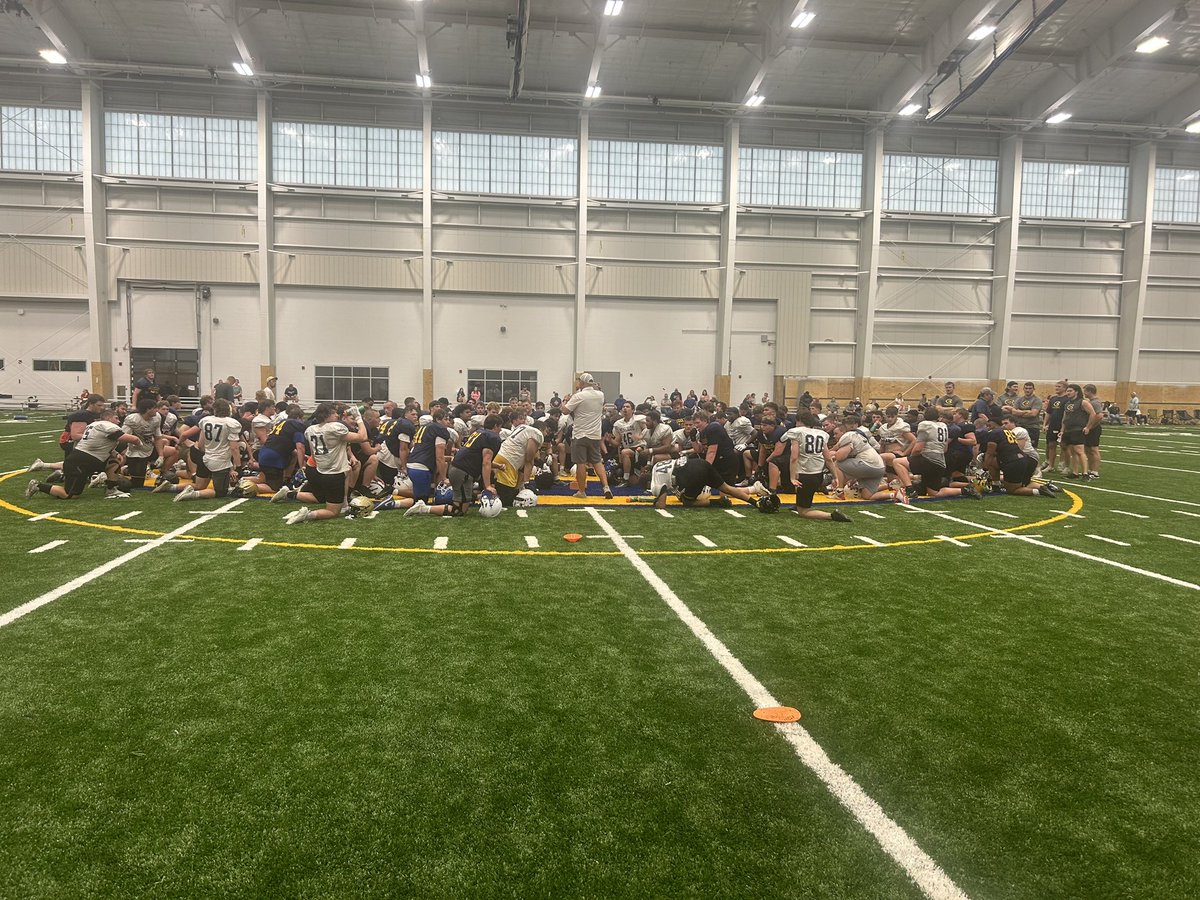 PrepRedzone Oliver (@ojw_scouting) on Twitter photo Inaugural <a href="/UWECFootball/">Blugold Football</a> OL/DL Mega Camp was yesterday, and some high-quality Upper Midwest 🥩 was in attendance.
<a href="/PrepRedzone/">Prep Redzone 🏈</a> has your standouts from the only padded camp in Wisconsin, including a 2026 OT fresh off a FBS offer 👀⬇️
prepredzone.com/2024/06/uw-eau… Inaugural <a href="/UWECFootball/">Blugold Football</a> OL/DL Mega Camp was yesterday, and some high-quality Upper Midwest 🥩 was in attendance.
<a href="/PrepRedzone/">Prep Redzone 🏈</a> has your standouts from the only padded camp in Wisconsin, including a 2026 OT fresh off a FBS offer 👀⬇️
prepredzone.com/2024/06/uw-eau…