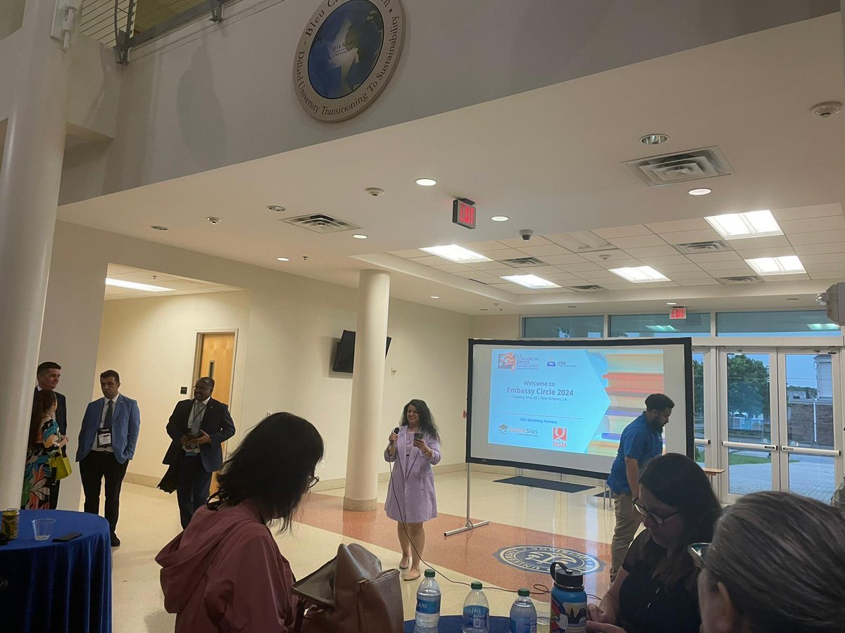 USA: A Study Destination tweet media