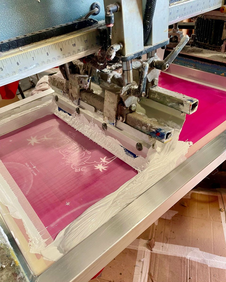 BakersSports's tweet image. #BakersMade camp shirts for the @jaxsharks #Attack Dance Team!❗💃

Love this #ScreenPrinted gear for our local #IFL organization!🦈

@IndoorFL

#MadeInTheUSA #Production #SportsApparel #DanceTeam #DanceApparel  #FootballSeason #ArenaFootball #Dance #Sports #IFL #TheIndoorWar