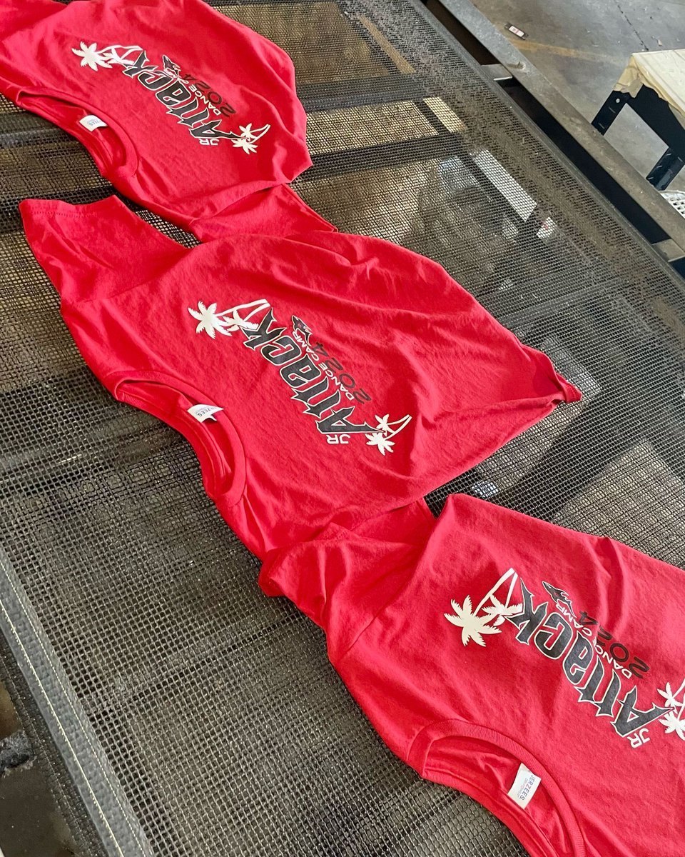 BakersSports's tweet image. #BakersMade camp shirts for the @jaxsharks #Attack Dance Team!❗💃

Love this #ScreenPrinted gear for our local #IFL organization!🦈

@IndoorFL

#MadeInTheUSA #Production #SportsApparel #DanceTeam #DanceApparel  #FootballSeason #ArenaFootball #Dance #Sports #IFL #TheIndoorWar