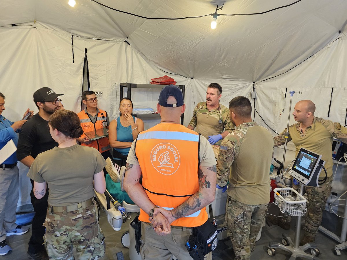 Osmotizando's tweet photo. Huge thanks to the 355th Medical Group @DMAFB &amp; @Southcom for sharing best practices and supporting the deployment and operations of 🇨🇷 @CCSSdeCostaRica  emergency medical team ⛺️ during #CENTAMGUARDIAN 2024

Your role was mission essential!!

🌎 #EMTamericas #TogetherWeRespond https://t.co/TJDfK3gc32