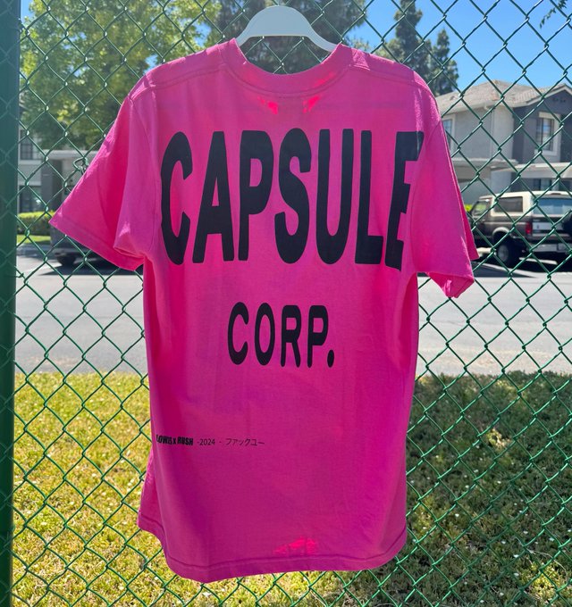 Get em before they gone forever! Shirts and jerseys! https://t.co/BFEKqvQh1R https://t.co/R2tt0JSeW8