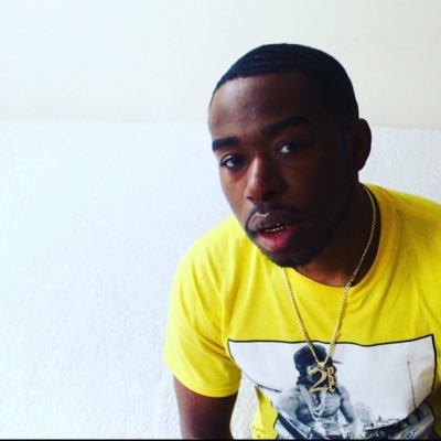 EscotheSinger's tweet photo. #NewProfilePic https://t.co/Lhw9H6iv40