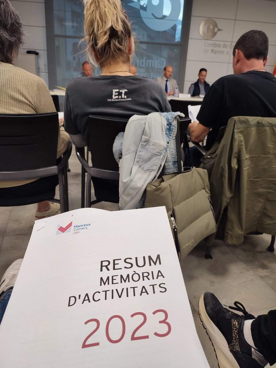 ubicmanresa's tweet photo. Avui, Assemblea General a la Sala Catalunya de la Cambra de comerç 🛍️
@ajmanresa @Cambramanresa @PIMEComerc #manresa #ubic https://t.co/ifbXYX21xY