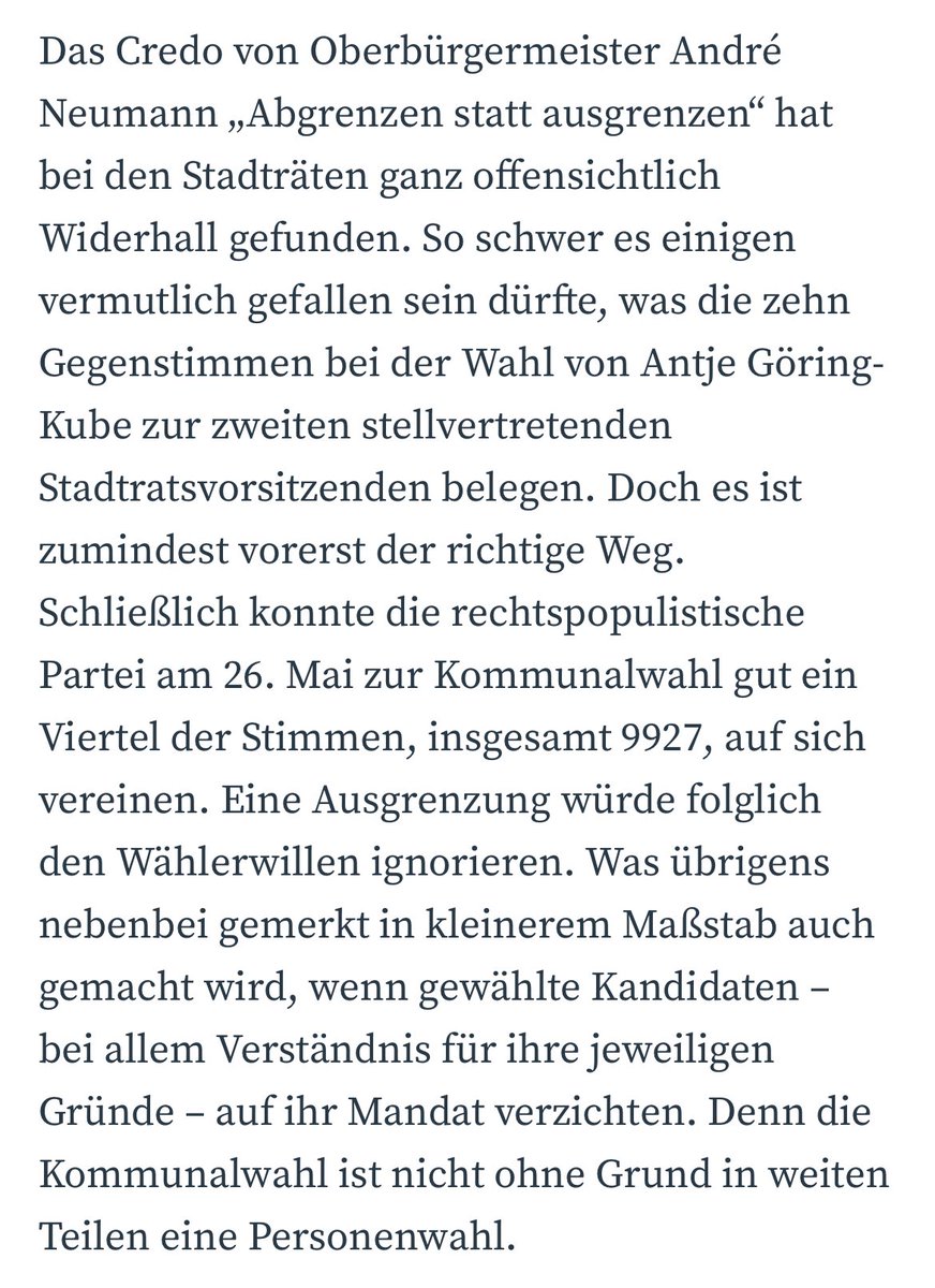 ABGegenHetze's tweet photo. @LVZ Im Kommentar nennt es #Paul #OVZ „zumindest vorerst“ d. richtigen Weg, wenn Mitglieder d. AfD-Fraktion v. d. Stadtratsmehrheit gewählt werden & es verdiene Respekt, wie das „von beiden Seiten“ gelöst & gehandhabt wurde. #Altenburg #Thüringen
Screenshot: https://t.co/VRoe1HntjY https://t.co/mkvhfYwf7r