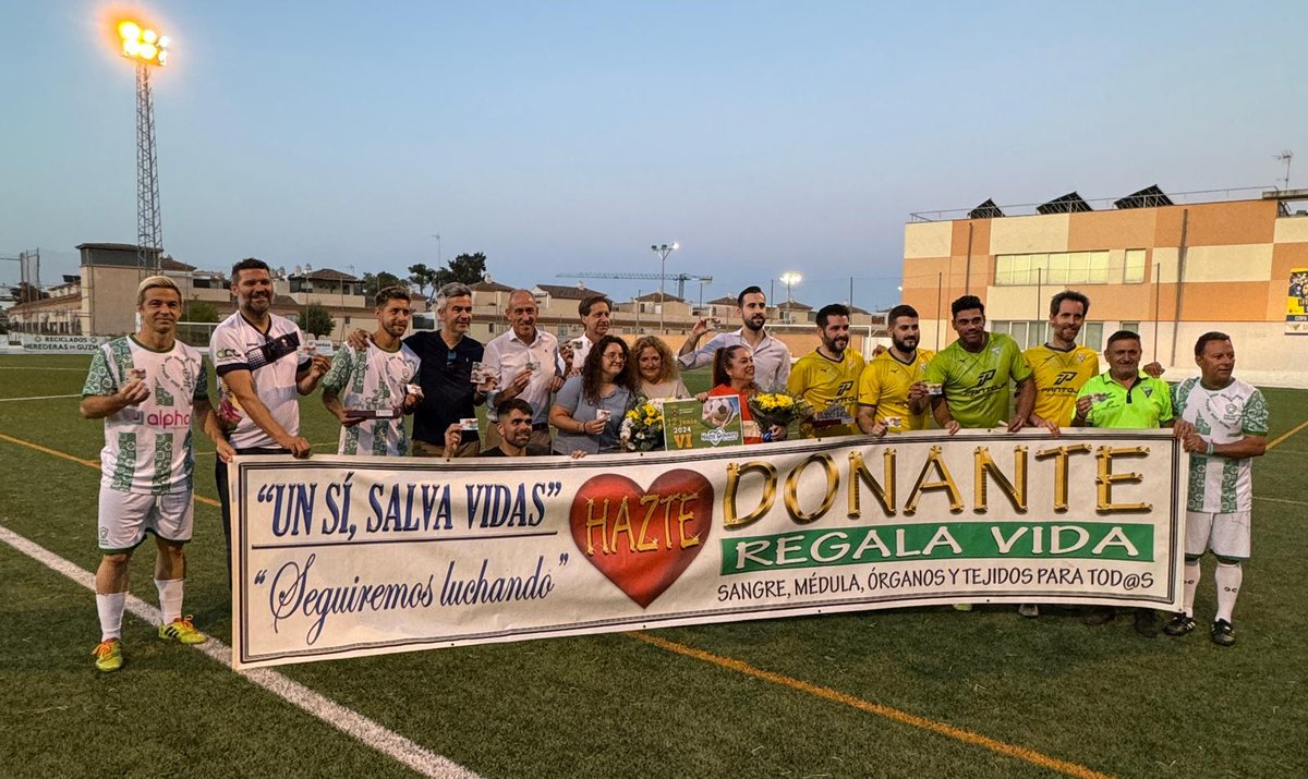 ⚽ Fin del VI Torneo por la Donación Juan Francisco Morales “Paquito.

Unión Deportiva Tomares Veteranos - 0
Selección Solidaria Andaluza - 5

Goles de compañerismo, esperanza y vida.

¡Gana la solidaridad! 👏🏻