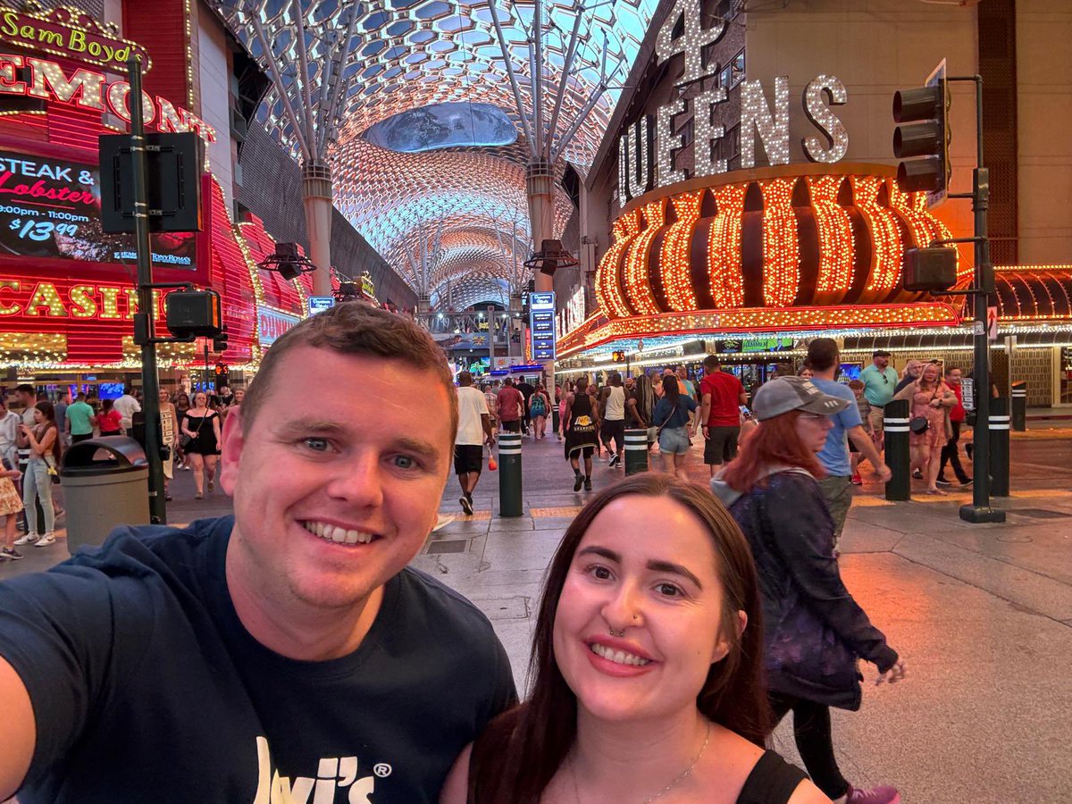 leah1903_'s tweet photo. The most incredible week in Las Vegas 🇺🇸 https://t.co/sG0WXLVLaU