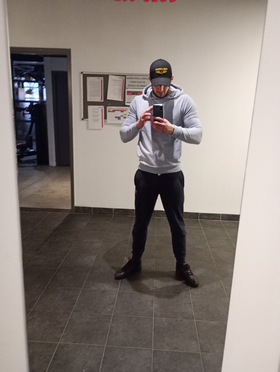 Bartol Xxx G13 (@bartekg731037) on Twitter photo 